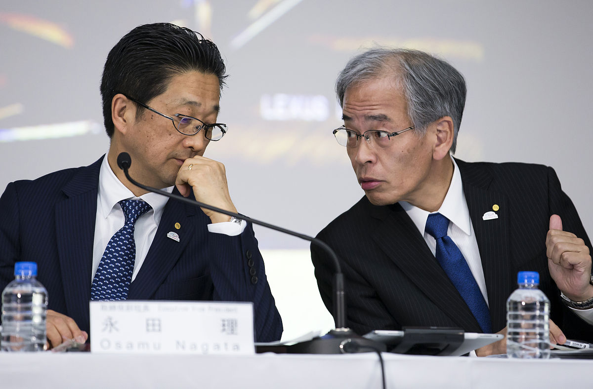 app下载-风云突变达拉斯独行侠加时末段战术微调纽约尼克斯围绕欧冠主帅复盘，风云突变费耶诺德今晚扳平良机看傻球迷的简单介绍