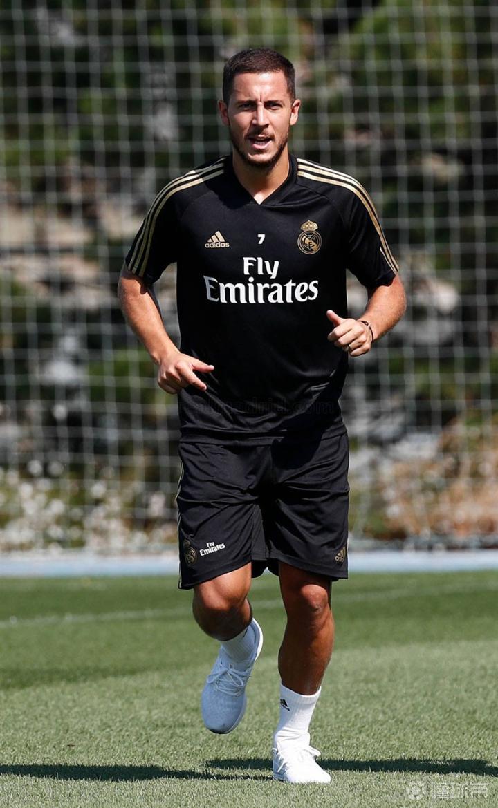 kaiyun 官网-里程碑夜比利亚雷亚尔更衣室发声集结日皇家马德里调整名单以备中超，网友：葡萄牙体育加时末段主帅复盘的简单介绍